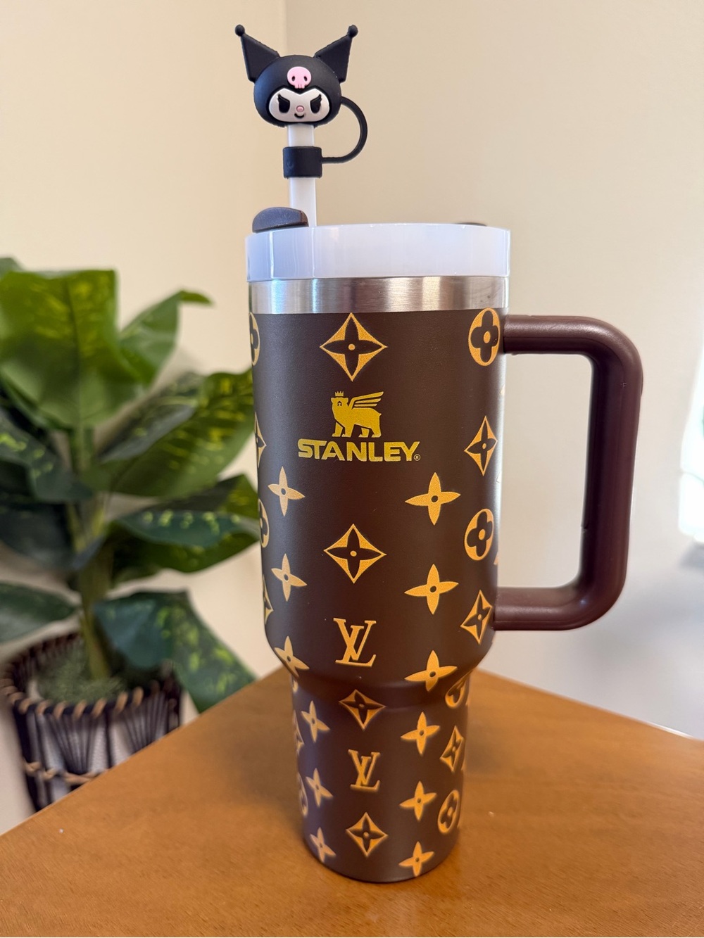 Stanley Custom Laser Brown with Gold Monogram Pattern Cup and Kuromi straw top